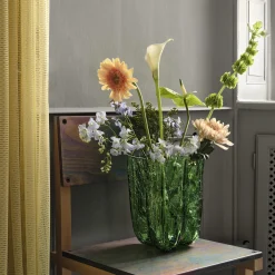 Crackle vase, green