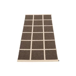 Criss, dark brown
