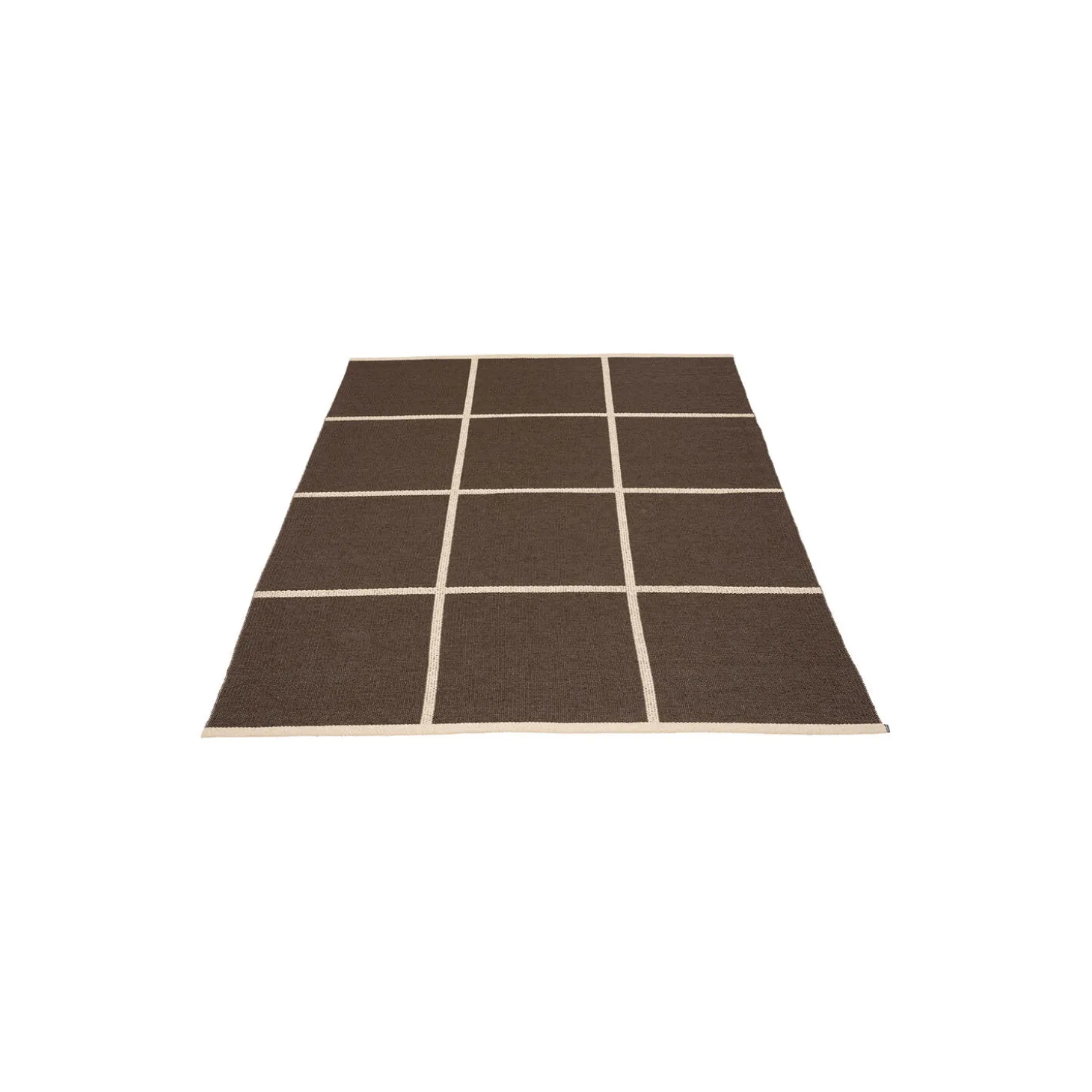 Criss, dark brown