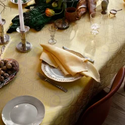 Easter Damaskduk, yellow