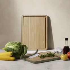 Green Tools bambusskjærefjøl med saftrille