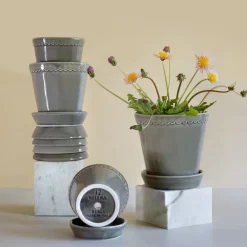 Helena GLAZED potte med underfat, pearl grey
