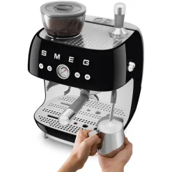 Kaffetrakter med kvern, shiny black