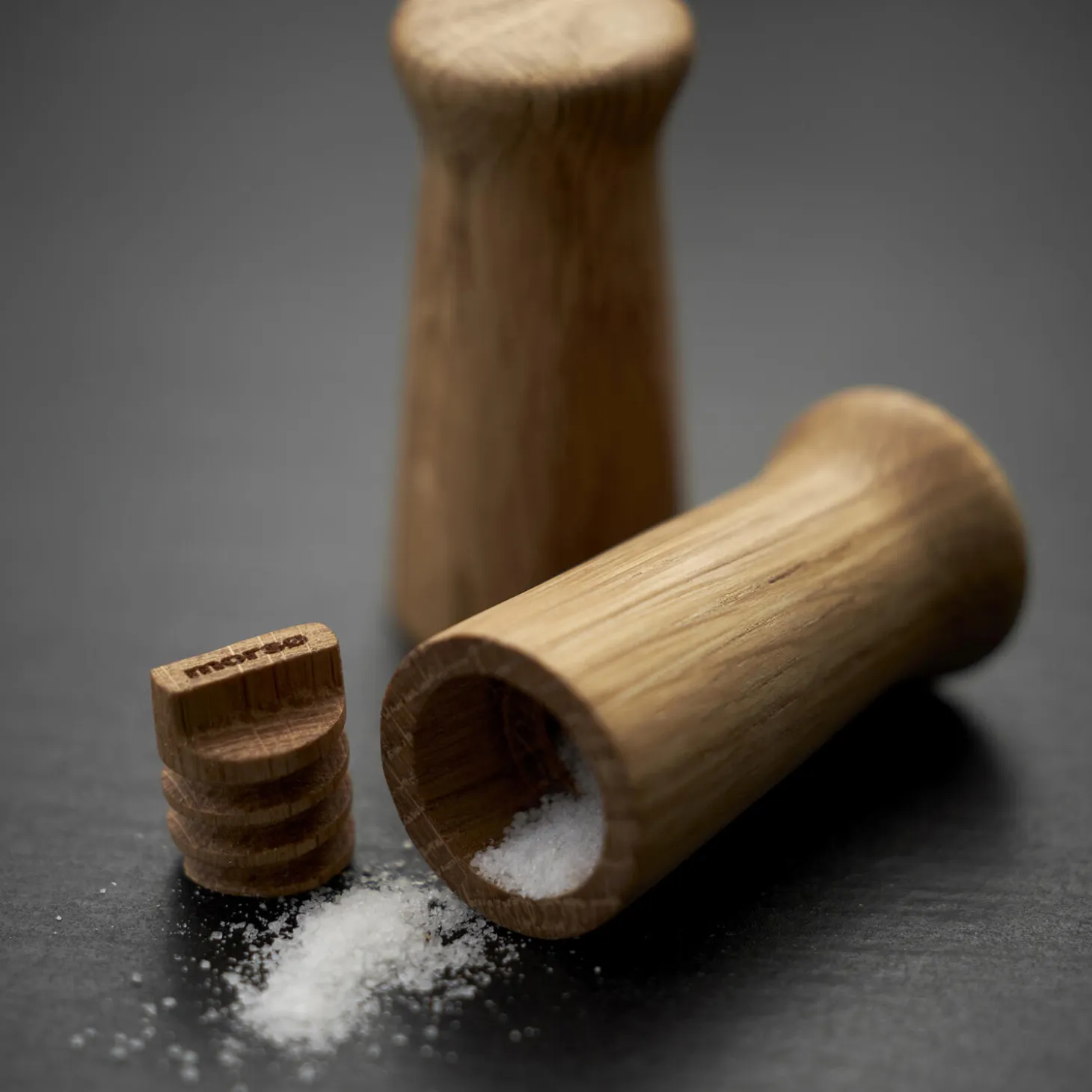 Kit salt og pepper-strøsett