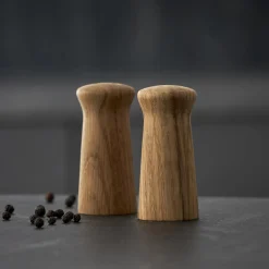 Kit salt og pepper-strøsett
