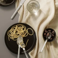 Nordic Kitchen bestikk 16 deler