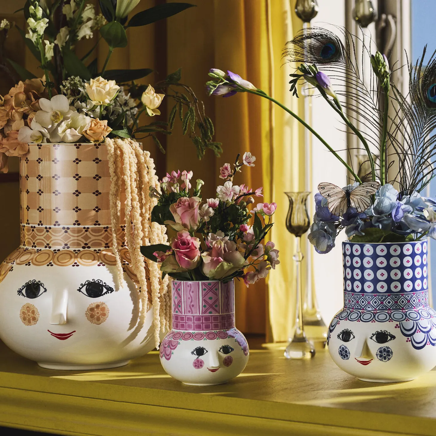 Olga Vase, sand
