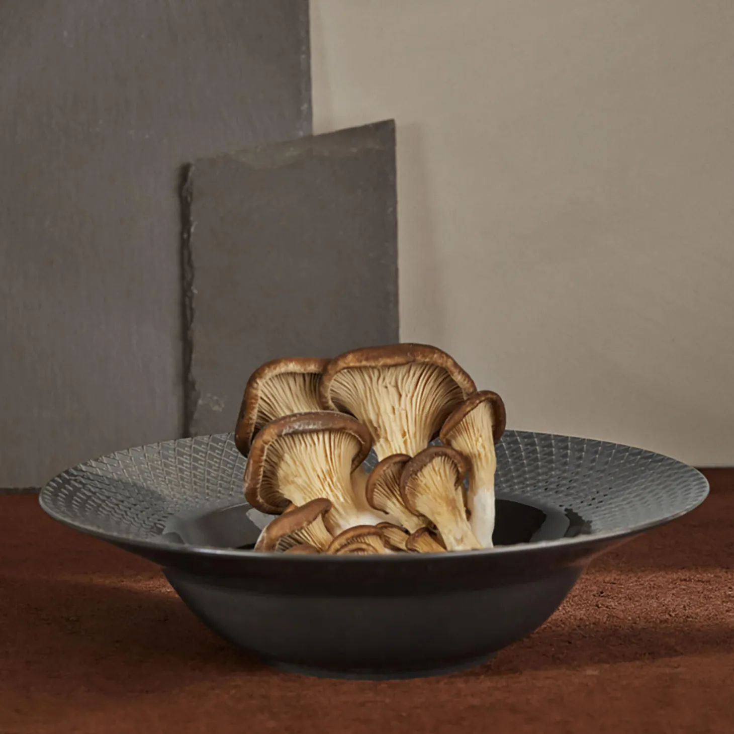 Rhombe Earth dyp tallerken Ø 24.5 cm, slate