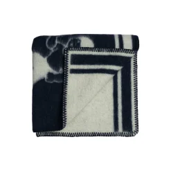 Sau Halvpledd, Black
