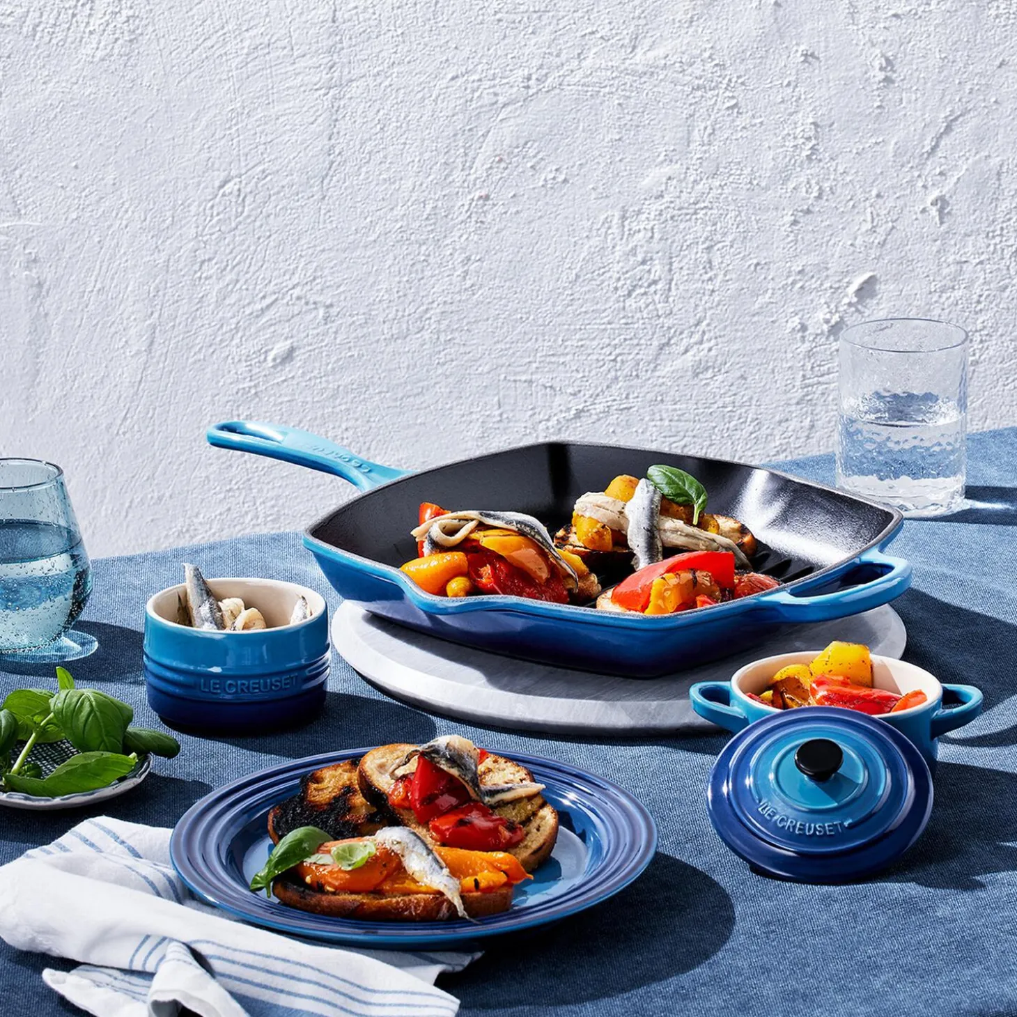 Signature støpejern kvadratisk grillpanne 26 cm, azure