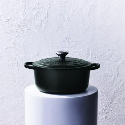 Signature støpejern rund gryte Ø 24 cm, matte black