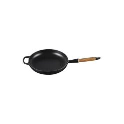 SIgnature støpejern stekepanne med trehåndtak Ø 28 cm, matte black