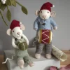 Stor orkestermus med tromme