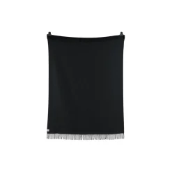 Vega Pledd, Black