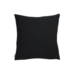 Vega Pute, Black